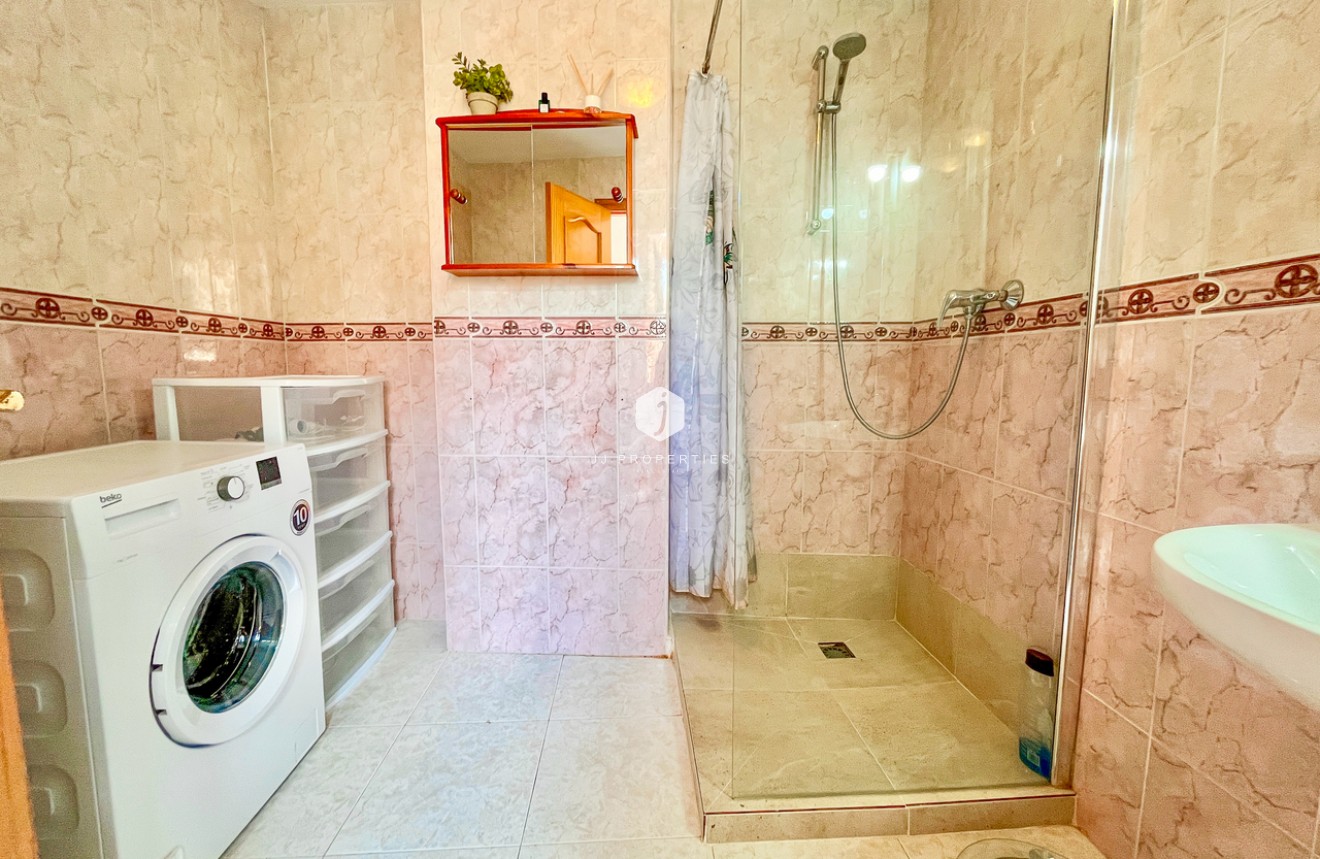 Tweedehands - Appartement / flat -
San Miguel de Salinas - Inland