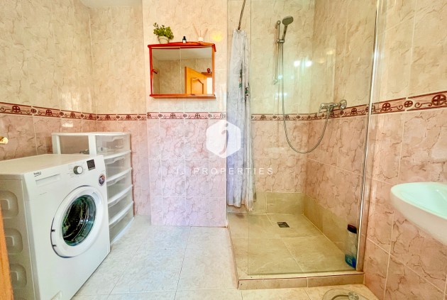 Tweedehands - Appartement / flat -
San Miguel de Salinas - Inland
