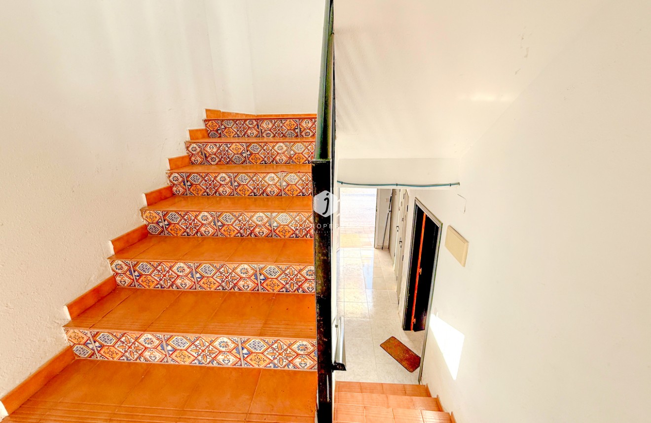 Tweedehands - Appartement / flat -
San Miguel de Salinas - Inland