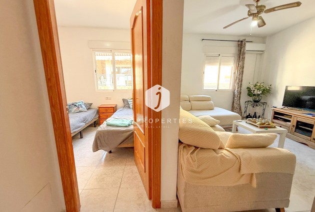 Tweedehands - Appartement / flat -
San Miguel de Salinas - Inland