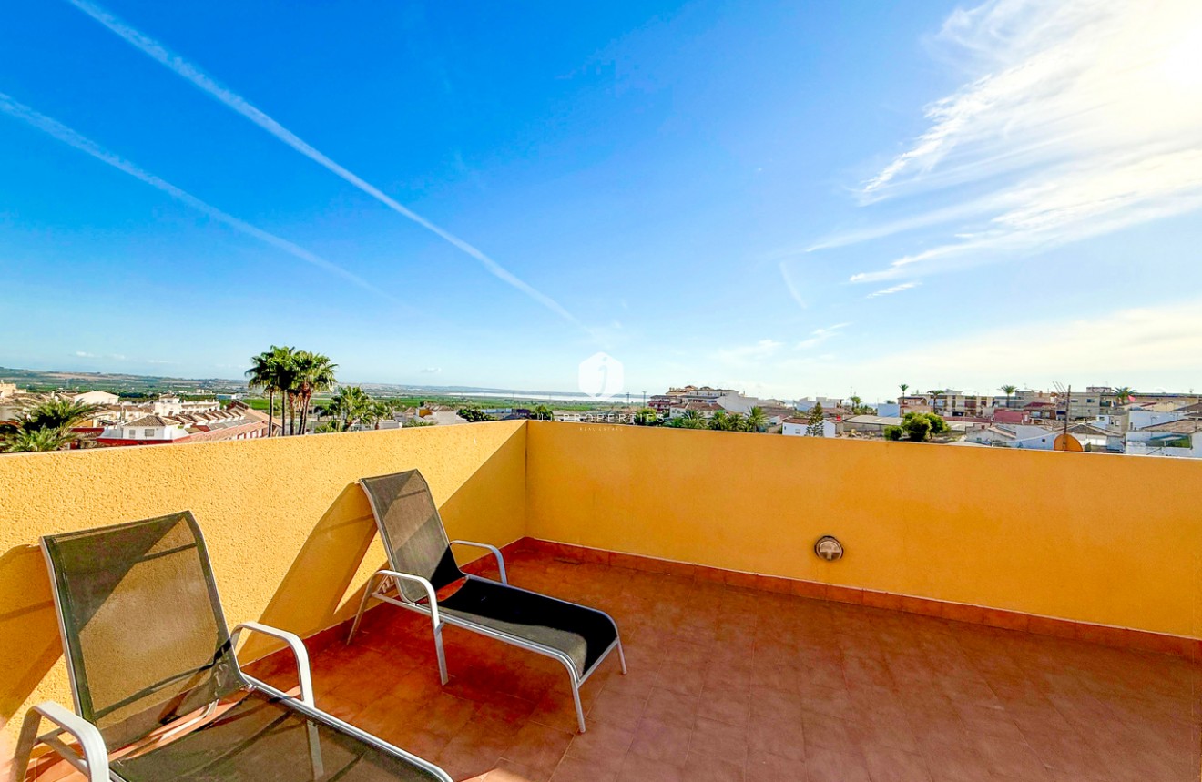 Tweedehands - Appartement / flat -
San Miguel de Salinas - Inland