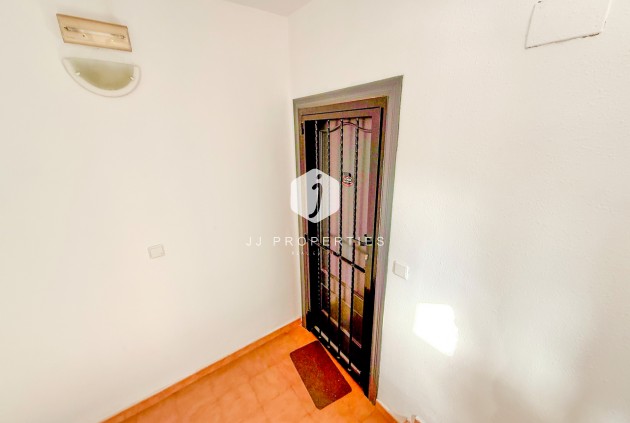 Tweedehands - Appartement / flat -
San Miguel de Salinas - Inland
