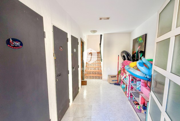Tweedehands - Appartement / flat -
San Miguel de Salinas - Inland