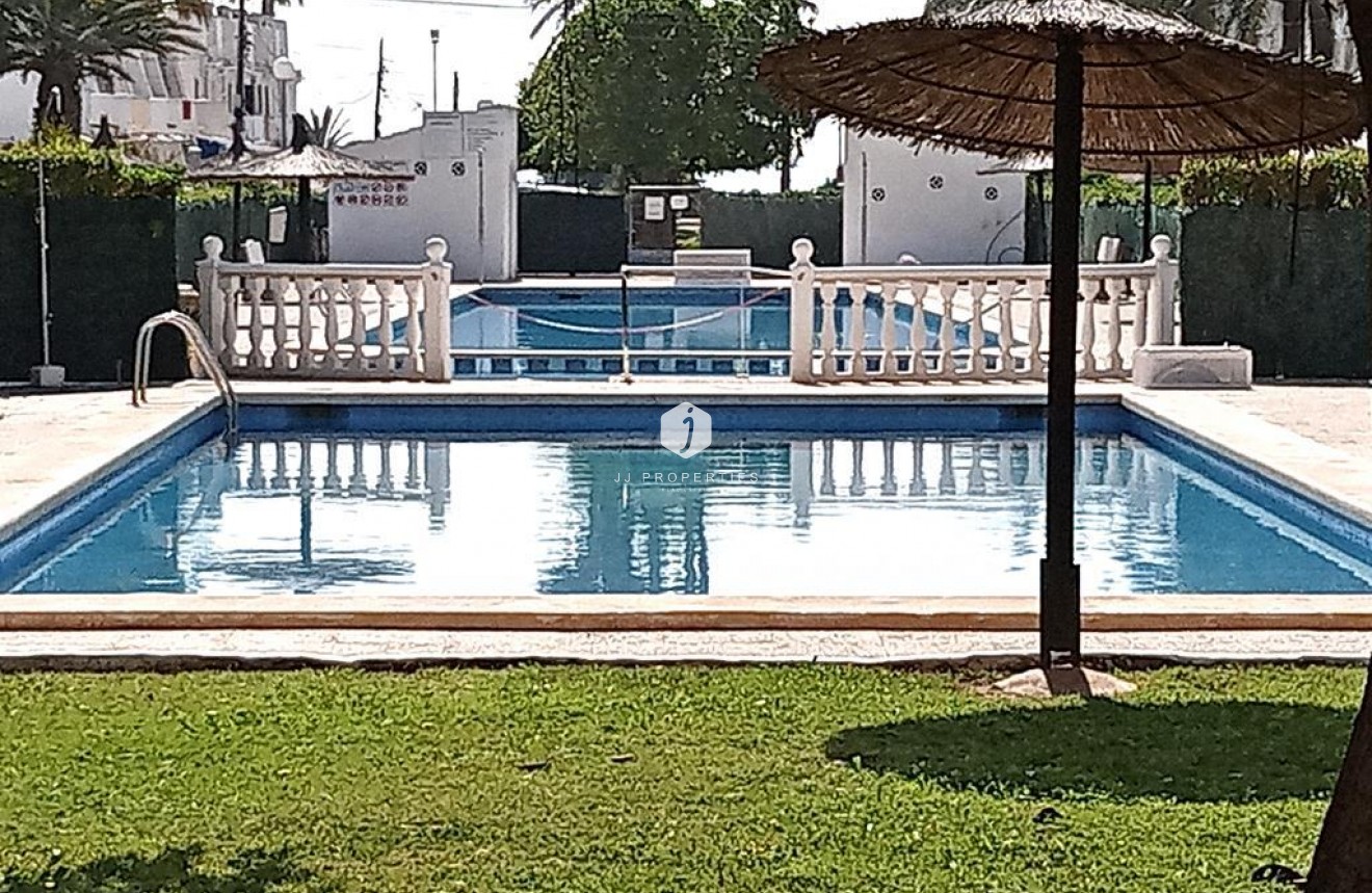 Tweedehands - Appartement / flat -
Torrevieja - MAR AZUL LA VELETA