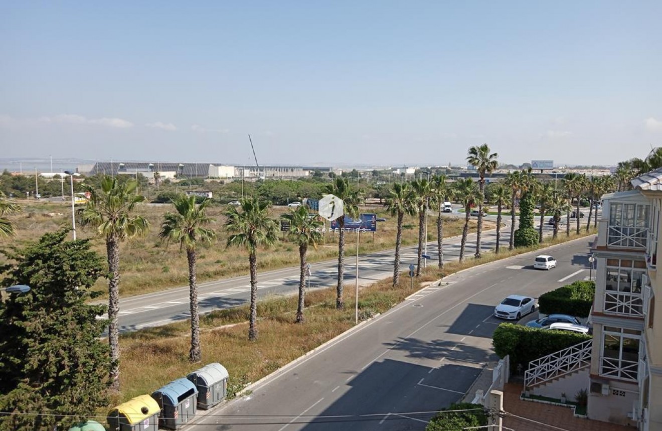 Tweedehands - Appartement / flat -
Torrevieja - MAR AZUL LA VELETA