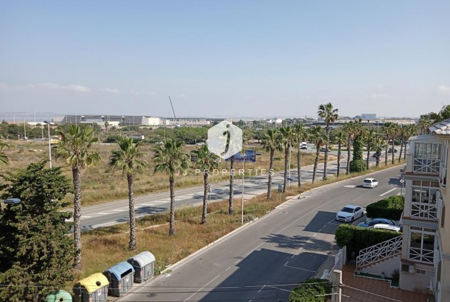 Tweedehands - Appartement / flat -
Torrevieja - MAR AZUL LA VELETA