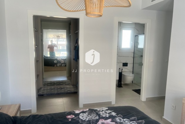 Tweedehands - Villa -
Los Montesinos - Costa Blanca