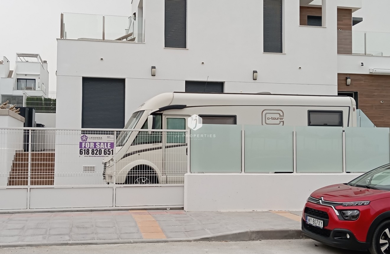 Tweedehands - Villa -
Los Montesinos - Costa Blanca