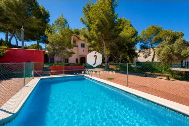 Resale - Villa -
San Miguel de Salinas - Inland