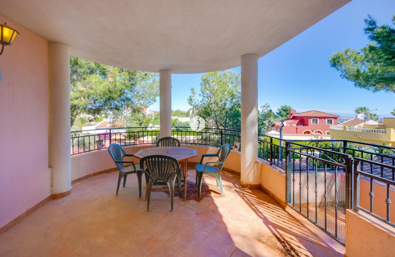 Resale - Villa -
San Miguel de Salinas - Inland