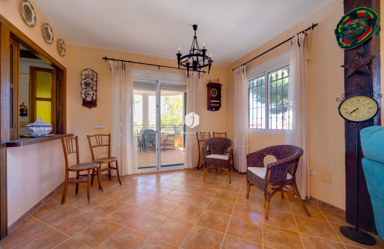 Resale - Villa -
San Miguel de Salinas - Inland