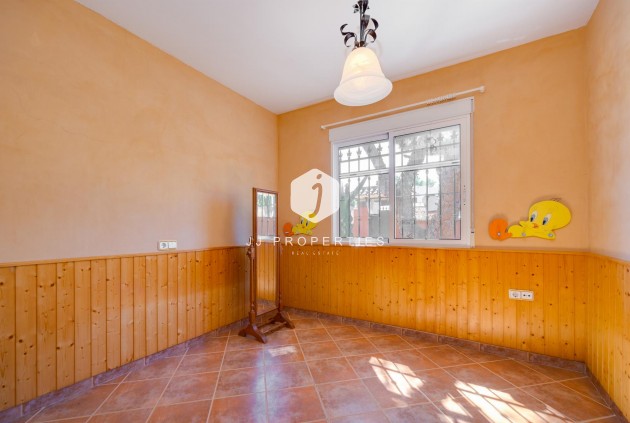 Resale - Villa -
San Miguel de Salinas - Inland