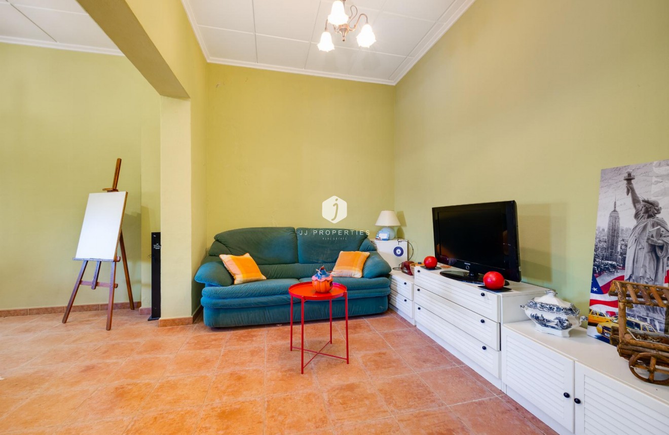 Resale - Villa -
San Miguel de Salinas - Inland