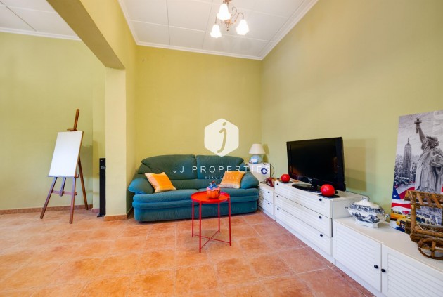 Resale - Villa -
San Miguel de Salinas - Inland