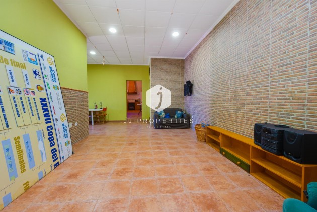 Resale - Villa -
San Miguel de Salinas - Inland