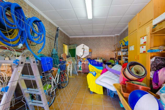 Resale - Villa -
San Miguel de Salinas - Inland