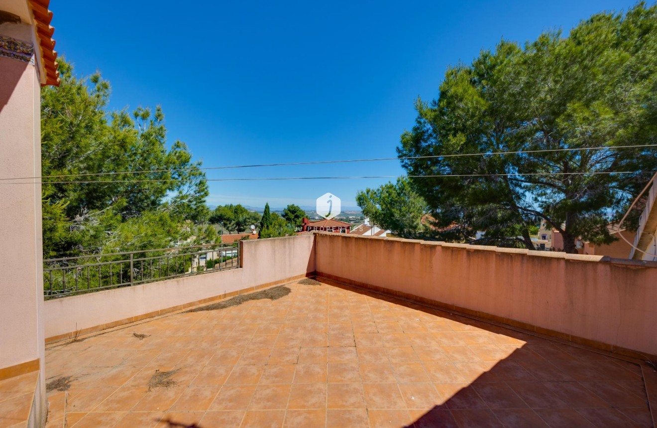 Resale - Villa -
San Miguel de Salinas - Inland