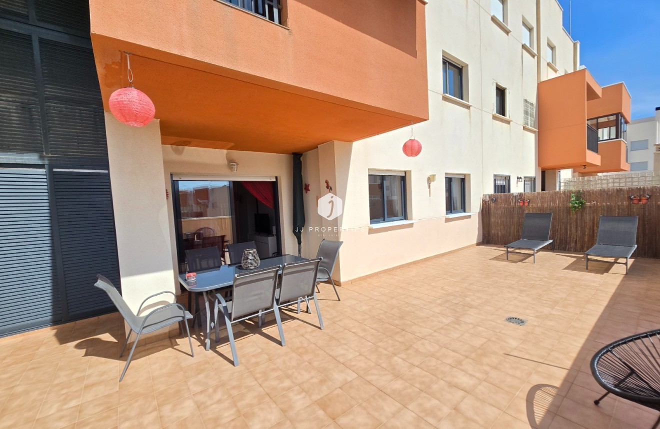 Z drugiej ręki - Mieszkanie w bloku -
Orihuela Costa - Costa Blanca