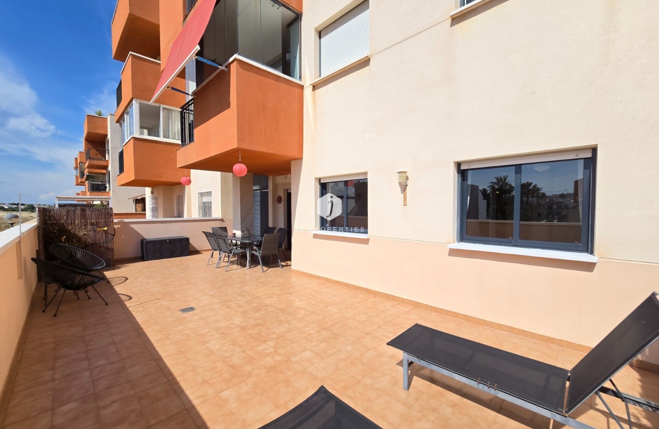 Z drugiej ręki - Mieszkanie w bloku -
Orihuela Costa - Costa Blanca