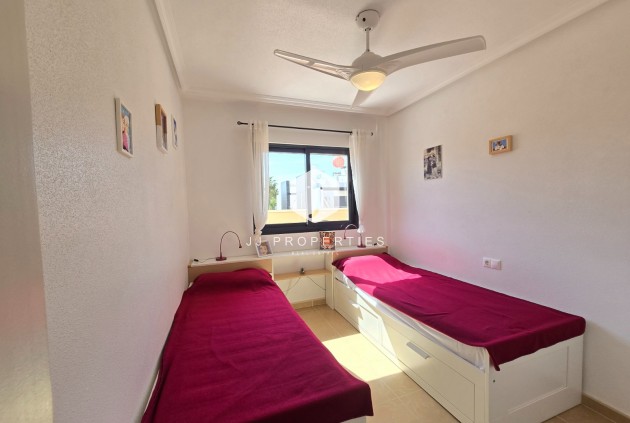 Z drugiej ręki - Mieszkanie w bloku -
Orihuela Costa - Costa Blanca