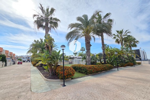Z drugiej ręki - Mieszkanie w bloku -
Orihuela Costa - Costa Blanca