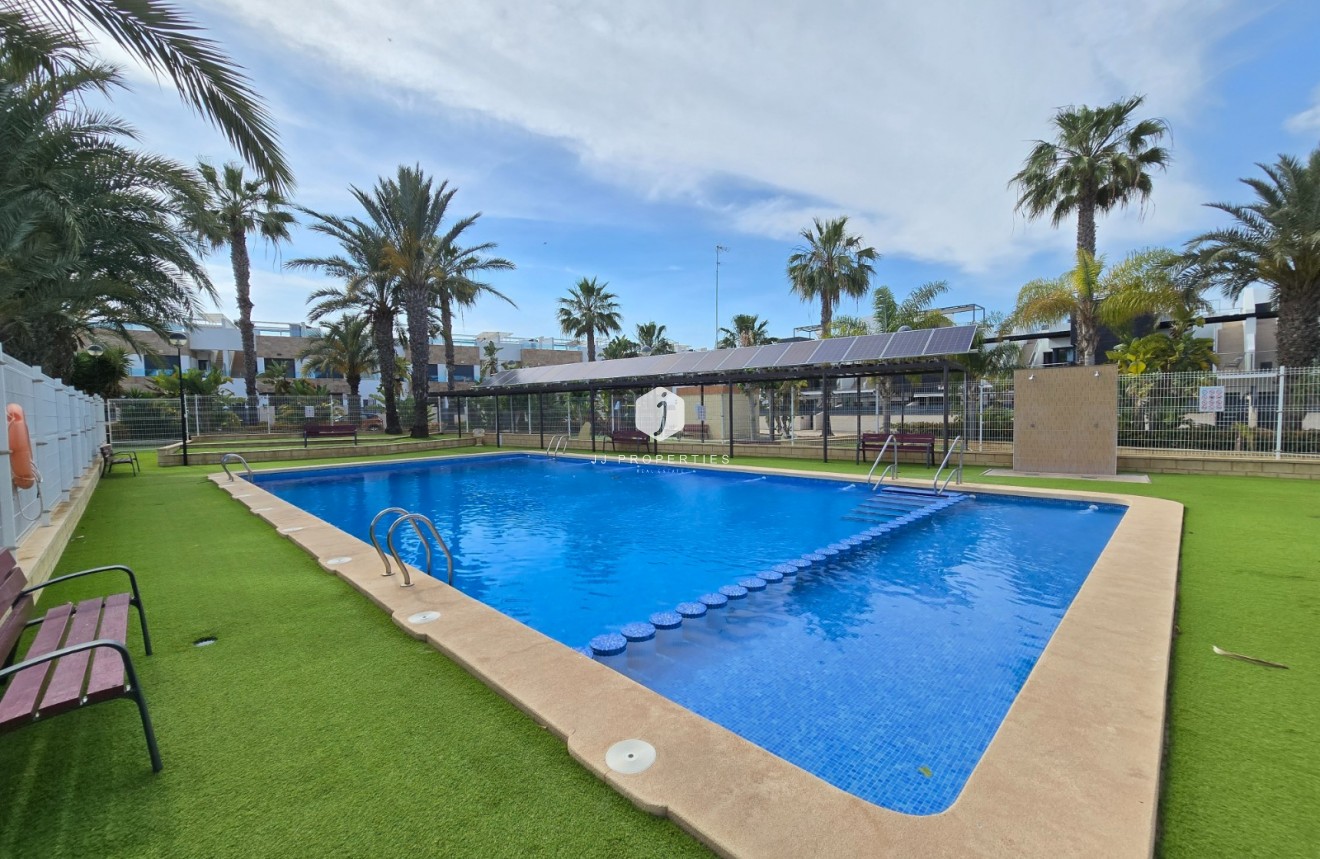 Z drugiej ręki - Mieszkanie w bloku -
Orihuela Costa - Costa Blanca
