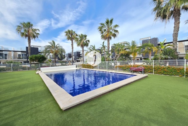 Z drugiej ręki - Mieszkanie w bloku -
Orihuela Costa - Costa Blanca