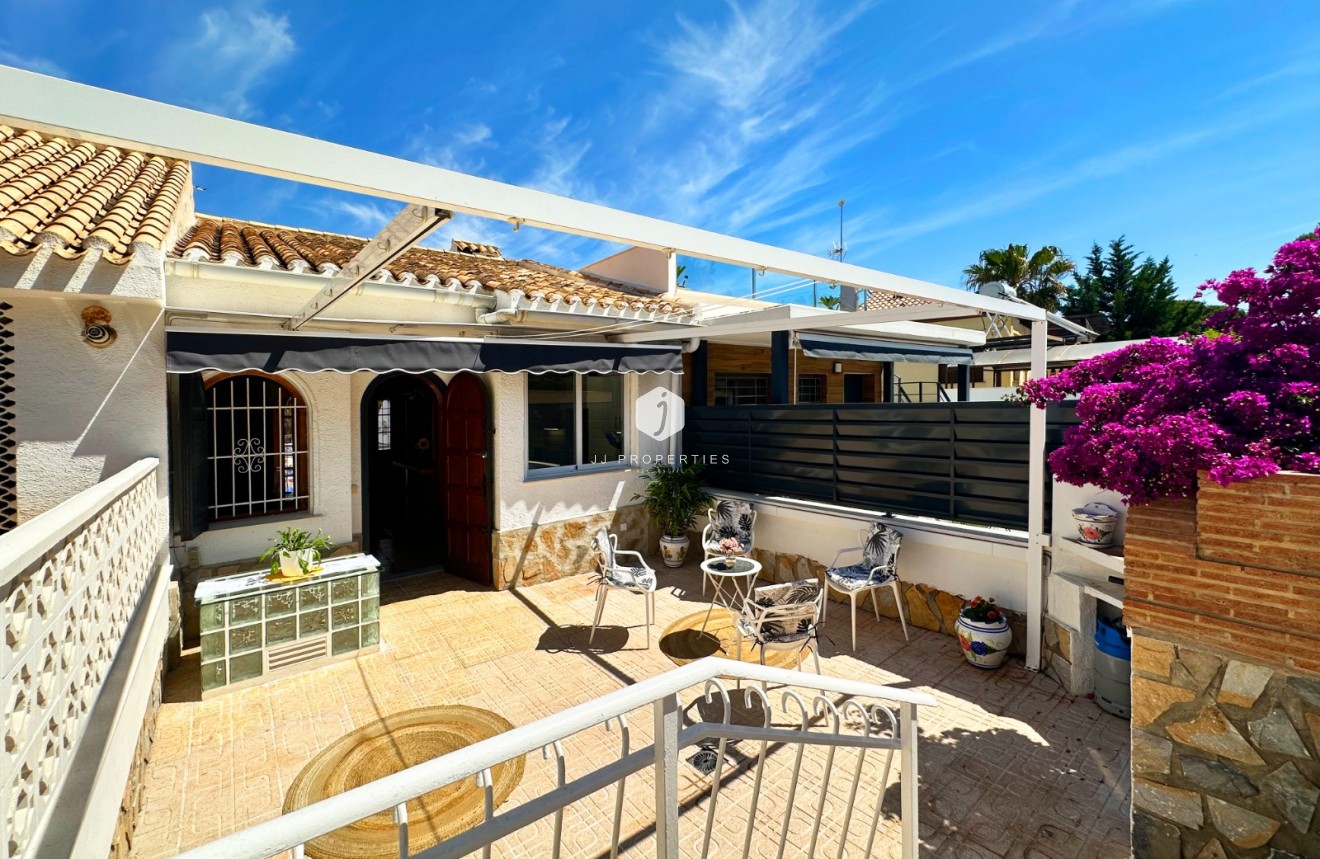 D'occasion - Chalet -
Orihuela Costa - Costa Blanca