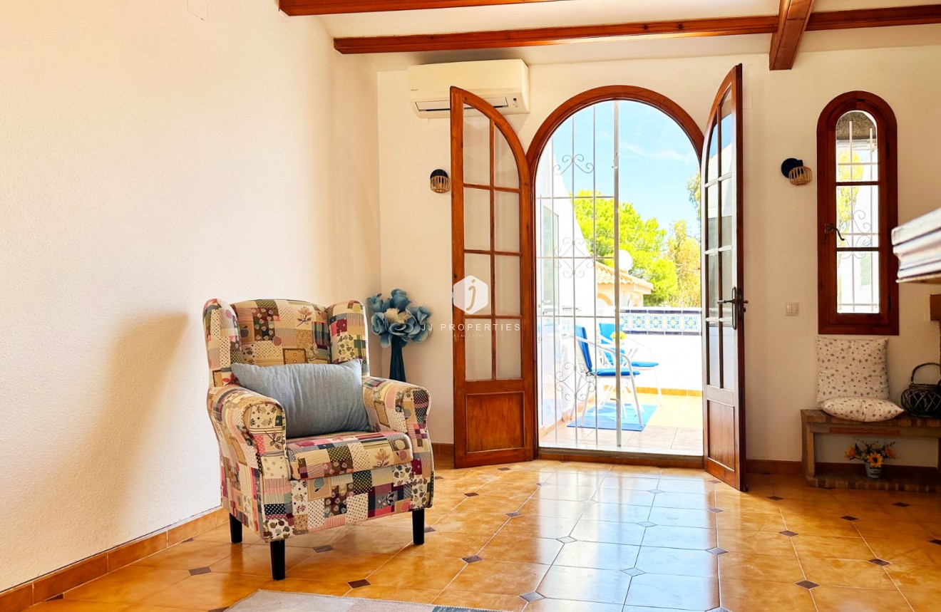 D'occasion - Chalet -
Orihuela Costa - Costa Blanca
