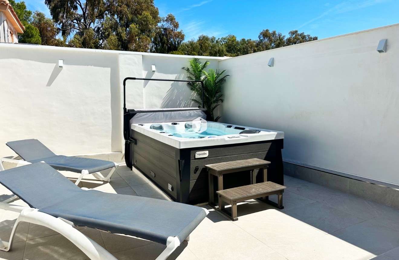 D'occasion - Chalet -
Orihuela Costa - Costa Blanca