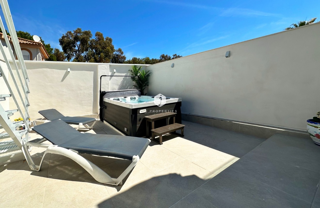 D'occasion - Chalet -
Orihuela Costa - Costa Blanca