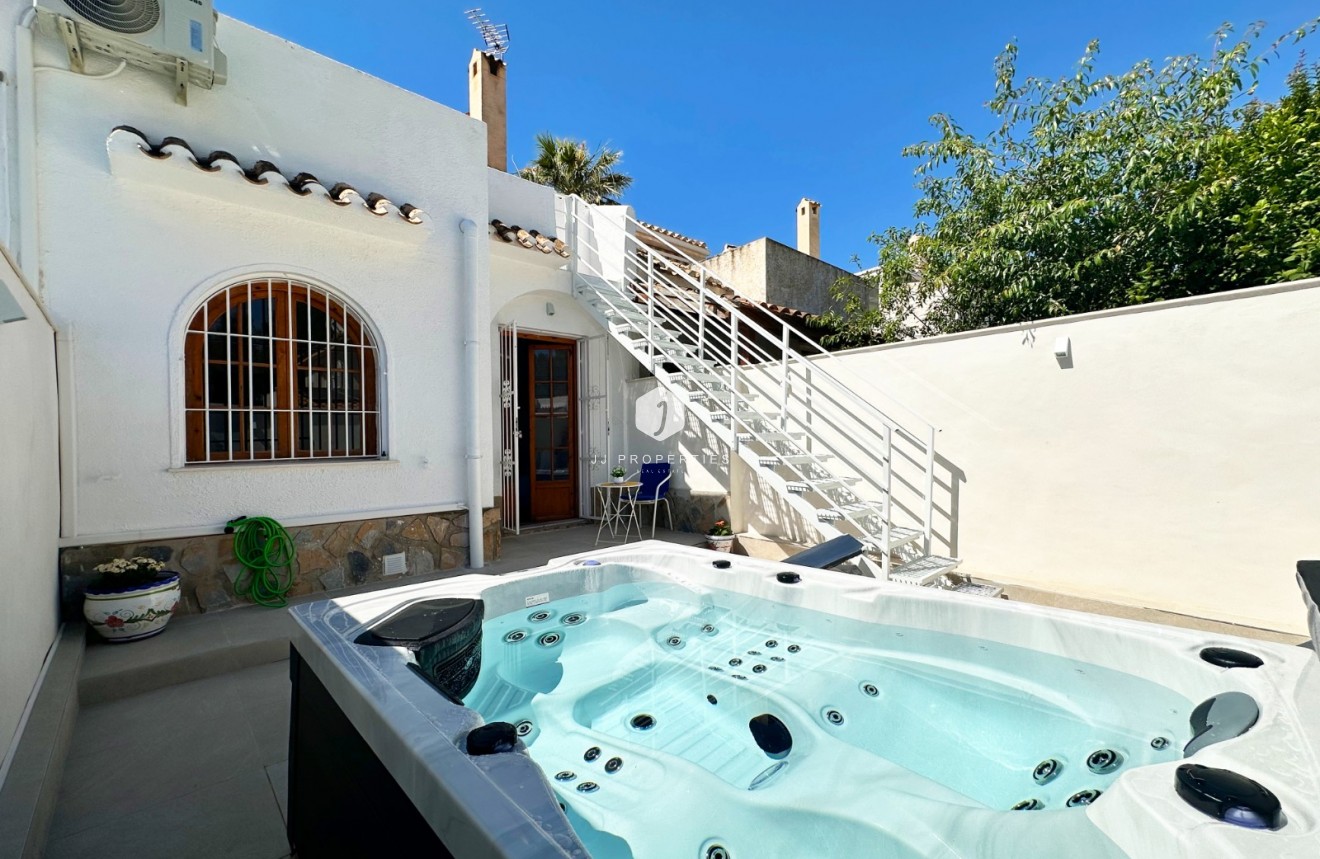 D'occasion - Chalet -
Orihuela Costa - Costa Blanca