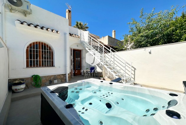 D'occasion - Chalet -
Orihuela Costa - Costa Blanca
