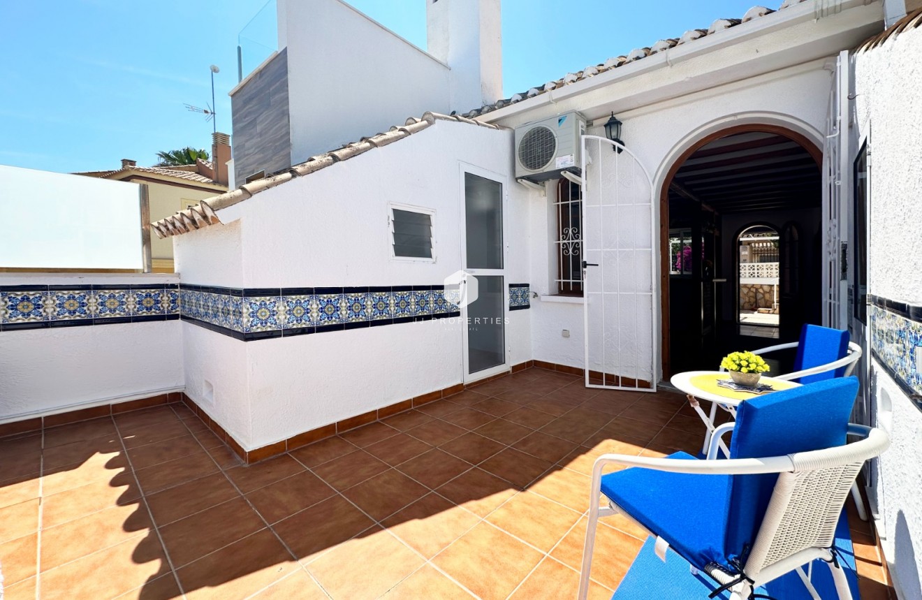 D'occasion - Chalet -
Orihuela Costa - Costa Blanca