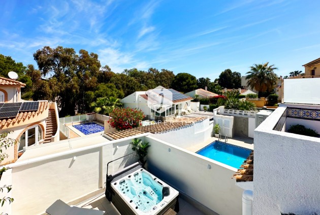 D'occasion - Chalet -
Orihuela Costa - Costa Blanca