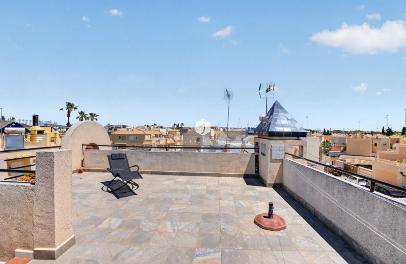 Resale - Penthouse -
Torrevieja - Doña ines