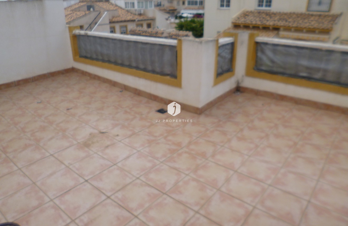 D'occasion - Chalet -
Playa Flamenca - Costa Blanca