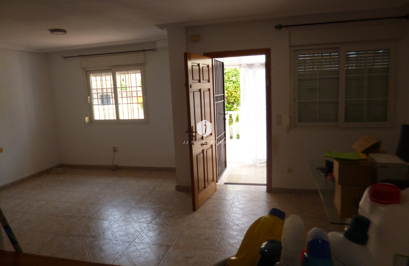 D'occasion - Chalet -
Playa Flamenca - Costa Blanca