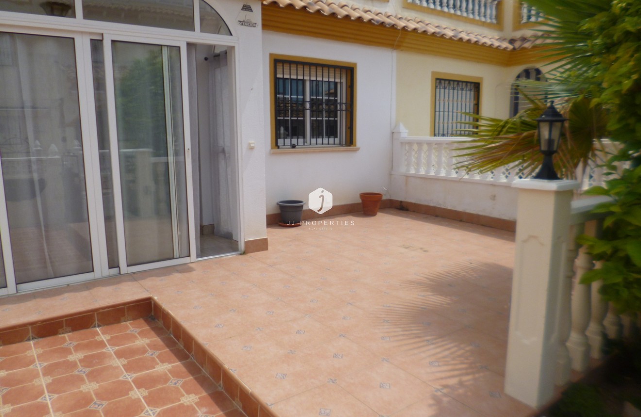 D'occasion - Chalet -
Playa Flamenca - Costa Blanca