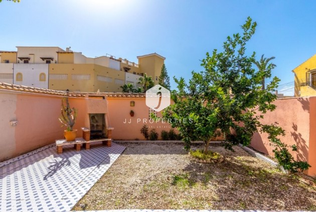 D'occasion - Appartement -
Torrevieja - La Rosaleda