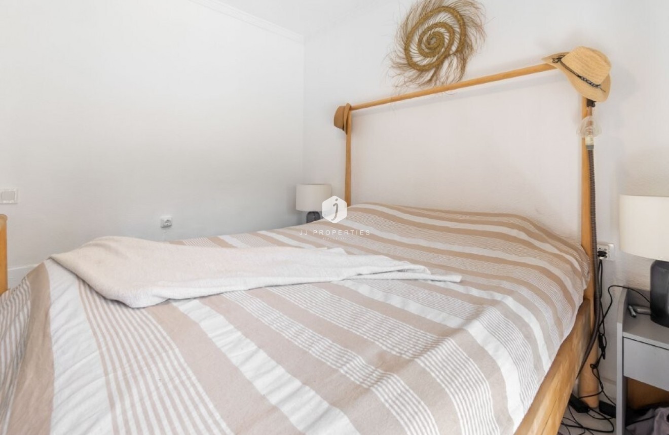 D'occasion - Appartement -
Torrevieja - La Rosaleda
