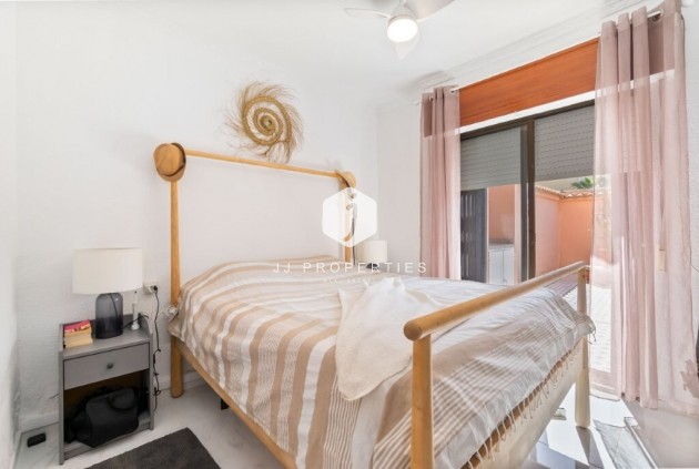 D'occasion - Appartement -
Torrevieja - La Rosaleda