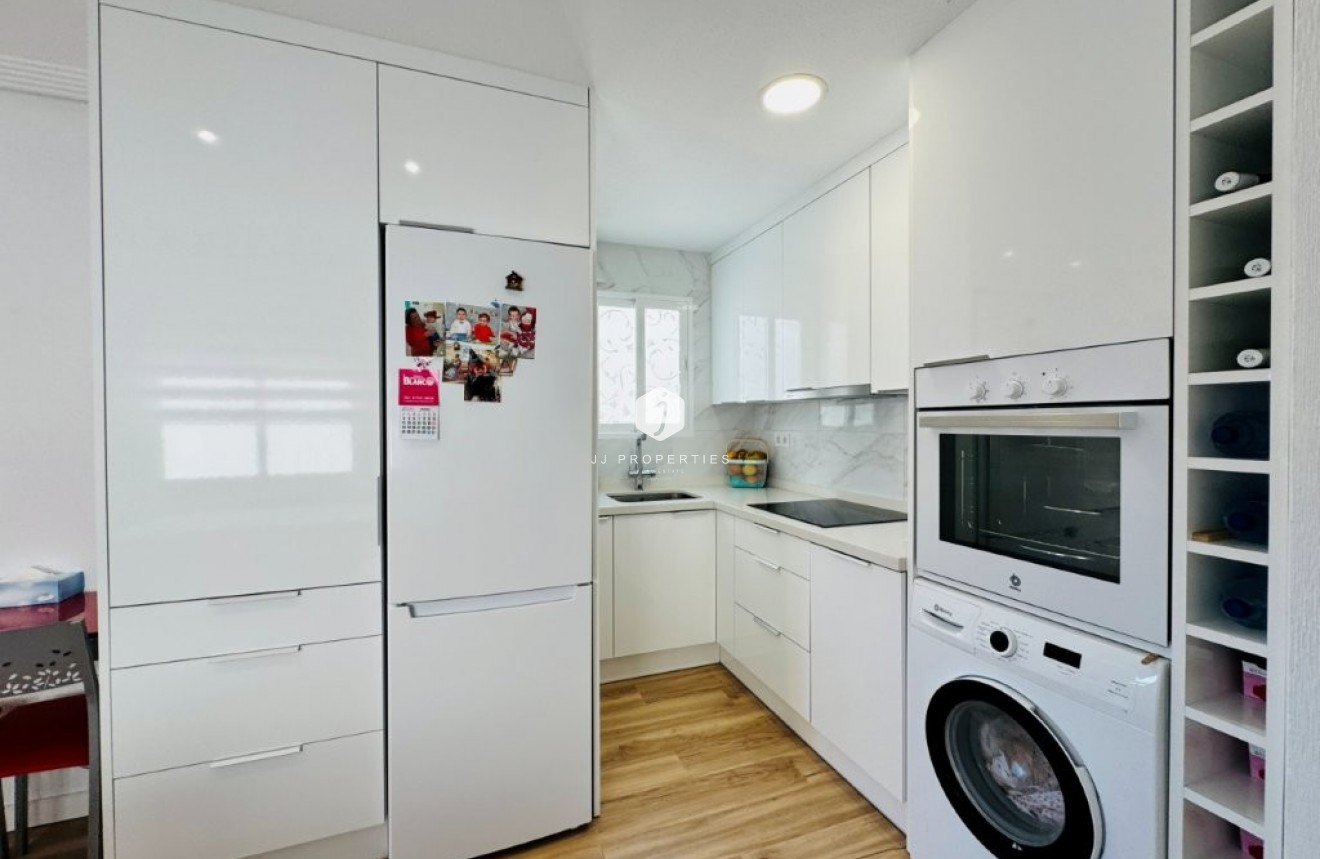 Resale - Apartment / flat -
Guardamar del Segura - Costa Blanca