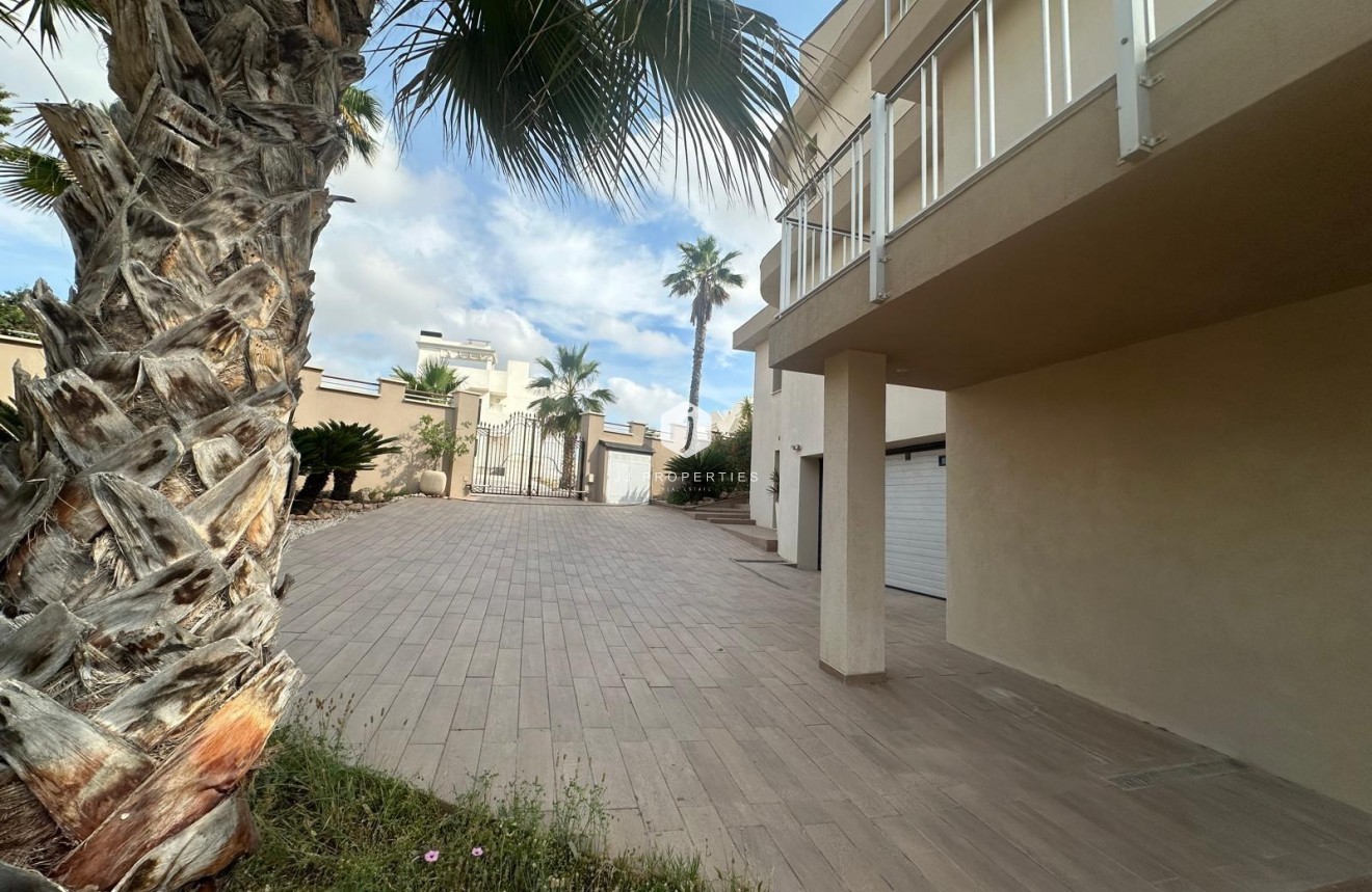 Z drugiej ręki - Villa -
Ciudad Quesada - Costa Blanca Sur