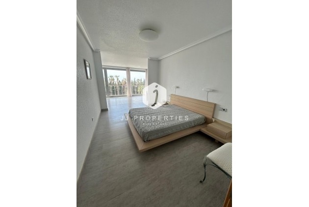 Z drugiej ręki - Villa -
Ciudad Quesada - Costa Blanca Sur