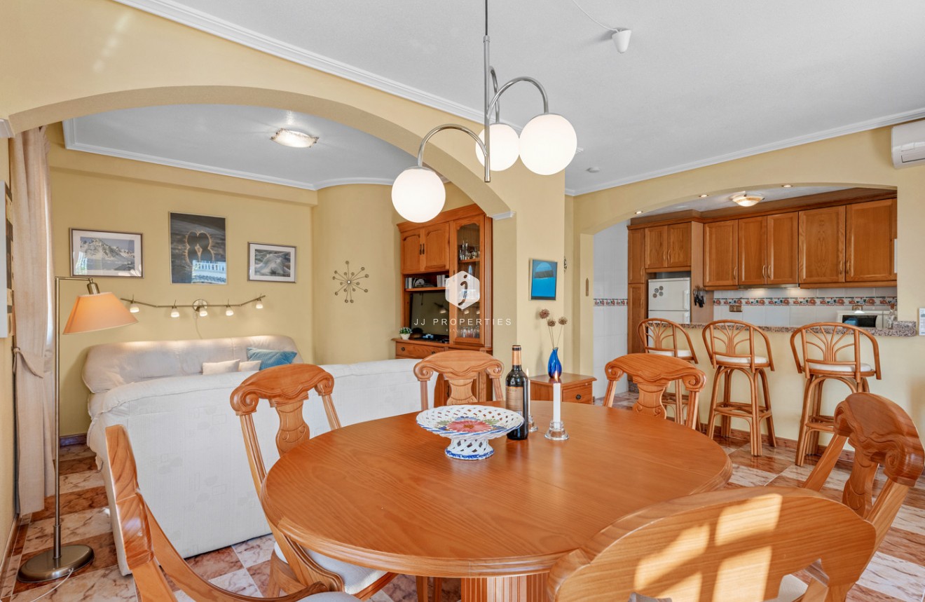 Resale - Chalet -
Cabo Roig - Costa Blanca
