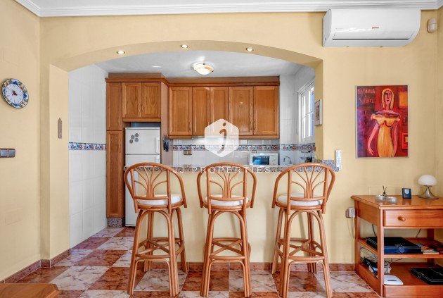 Resale - Chalet -
Cabo Roig - Costa Blanca