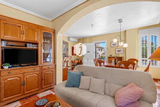 Resale - Chalet -
Cabo Roig - Costa Blanca