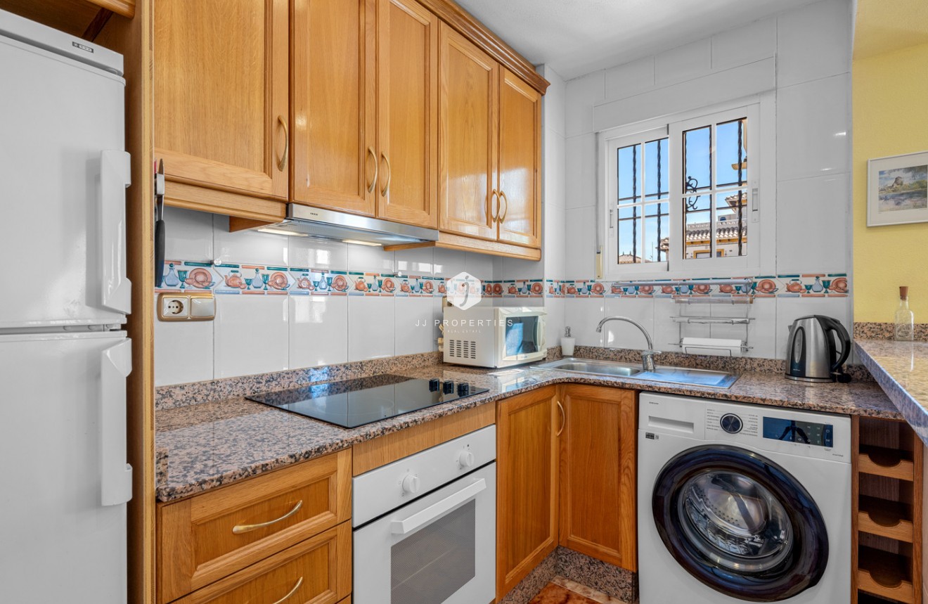 Resale - Chalet -
Cabo Roig - Costa Blanca