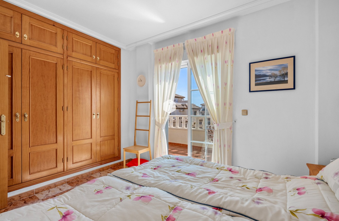 Resale - Chalet -
Cabo Roig - Costa Blanca